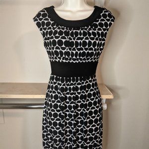 White House Black Market Black and White Geometric Print Casual Dress